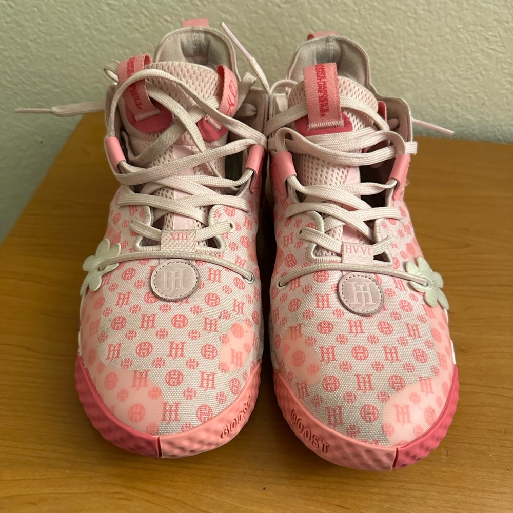 Harden VOL 6 - Picture 2 of 5